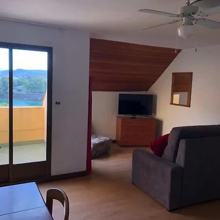 De La Hoz Apartmán *