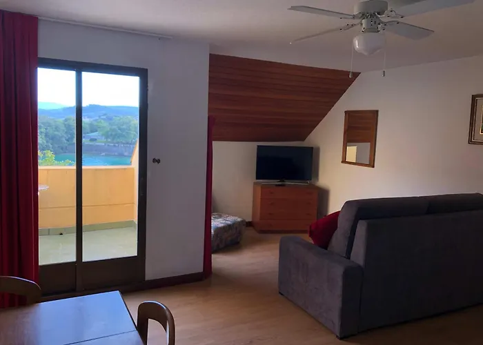 De La Hoz Apartment *