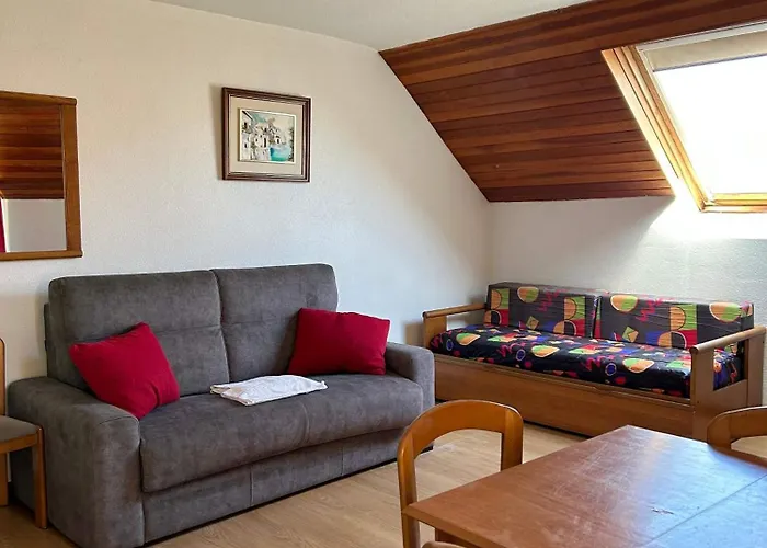 De La Hoz Apartment *